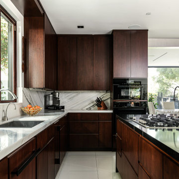 Beverly Hills Volume House