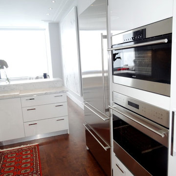 Gentleman's Modern Penthouse Condo