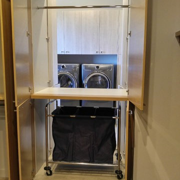 Master closet pass thru to laundry room