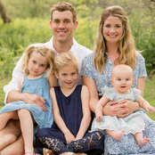 Adriane Haragan's photo