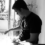 Kev Oo's photo