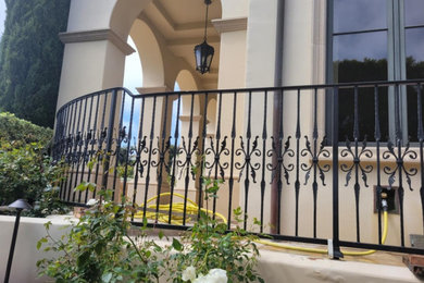 Example of a balcony design in Orange County