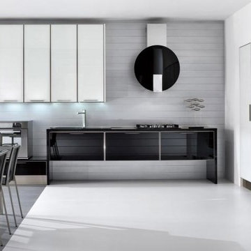 Modern Italian Custom Made Kitchens by LUBE