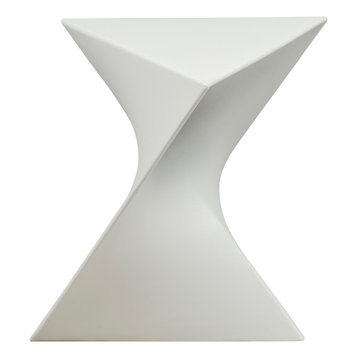 Leisuremod Randolph Modern Triangle Accent Side End Table, White