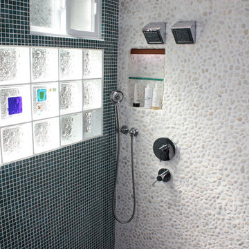 Broad Beach Shower