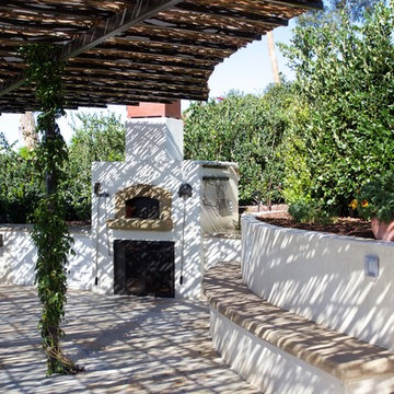 Outdoor Pizza Oven and Pergola