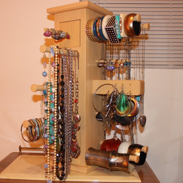 Chunky Jewelry Organizer