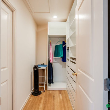 Bathroom Remodeling: ✨ Quick & Efficient Upgrades by GreenBay Remodeling!