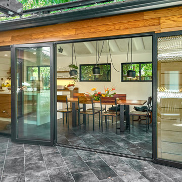NanaWall Glass Walls Transform CA Home into Seamless Indoor-Outdoor Retreat