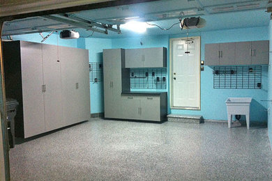 トロントにあるモダンスタイルのおしゃれな物置小屋・庭小屋の写真
