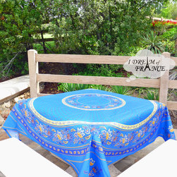 Outdoor dining - Tablecloths