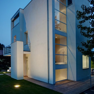 SINGLE FAMILY VILLA