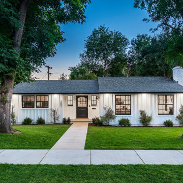 1251 Oak Circle