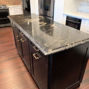 Modern Glamorous Kitchen