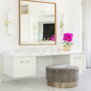 Espresso & White Foam Bath