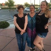 Janine Weenie's photo