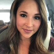 Dinah Jones's photo