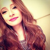 Hannah Battleson's photo
