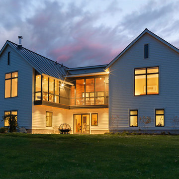 Yankee Modern Home