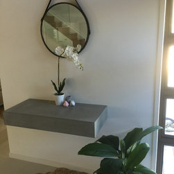 Furniture - Display And Wall Shelves 