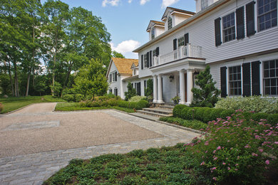 Photo of a traditional landscaping in New York.