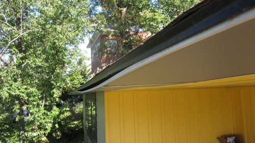 Sagging soffit panels