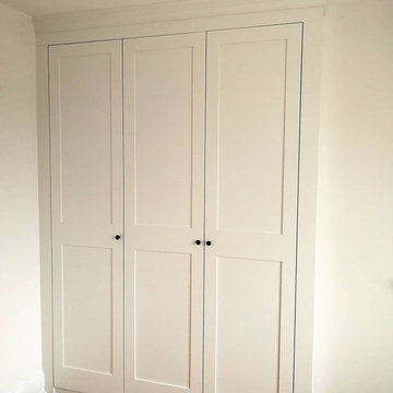 Alcove wardrobe