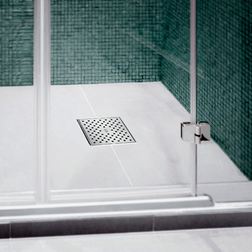 Modern Shower using central located drain