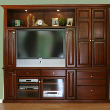 Entertainment Centers & Built-in Niches