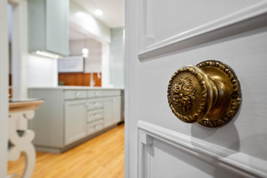 Elegant kitchen photo in Portland