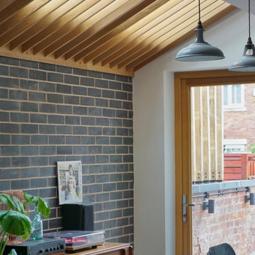 Contemporary Ground Floor and Dormer Extension