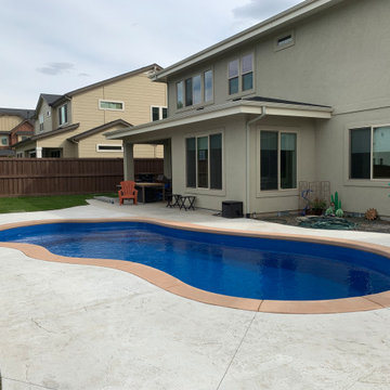 Custom Pools and Outdoor Kitchens