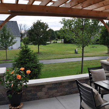 Yorkville - Pergola with Seat Wall & Driveway Borders