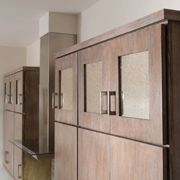 Kitchen Designed for Convenient Cooking