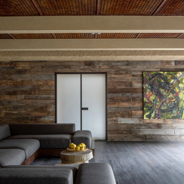 RIDNYI HOUSE