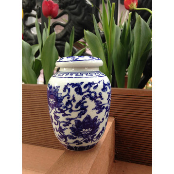 Decorative Blue and White Lotus Pattern Porcelain Tea Storage Container