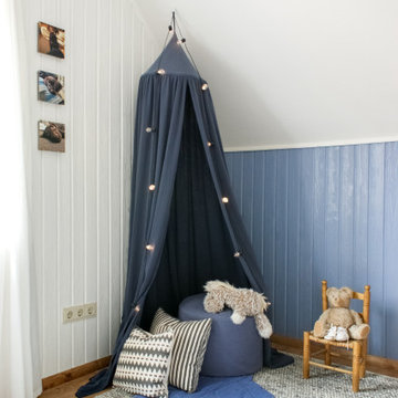 A Canopy Bed – Every Kids Dream