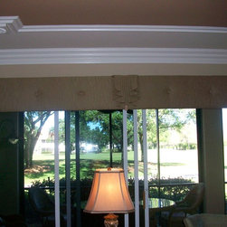 uphoistered cornice - Products