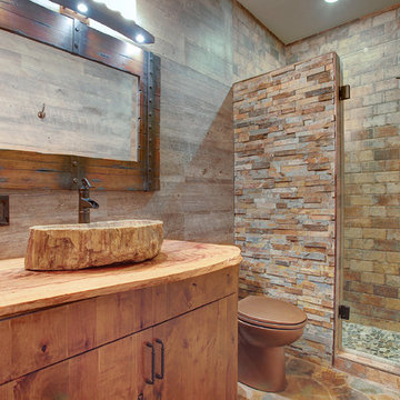Sara's Inn - Man Cave