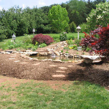 New Pond w/2 Streams - Wallingford