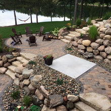 Outcropping walls