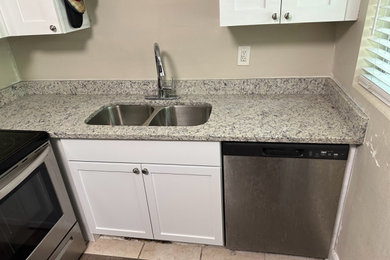 Kitchen photo in Orlando