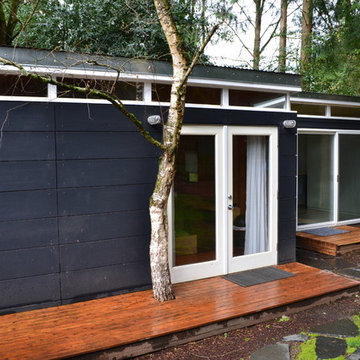 Kirkland Compound