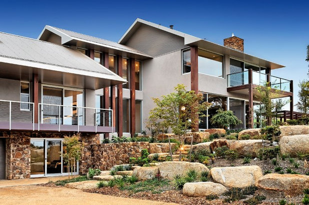 Contemporary Exterior by Centrum Architects