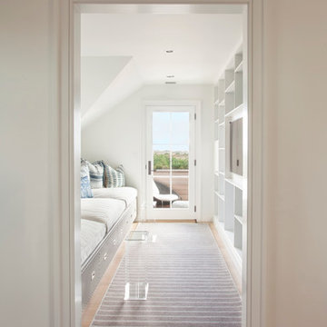Hangout Room