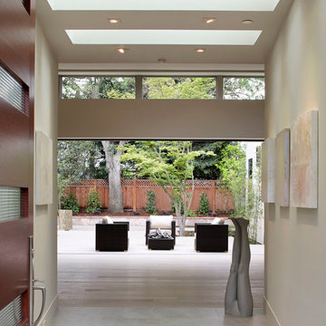 Sophisticated Modern Home | Entry