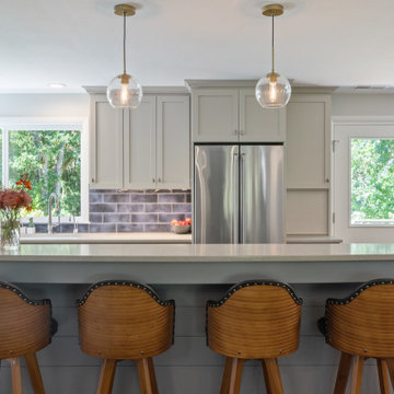 Warm Contemporary Kitchen