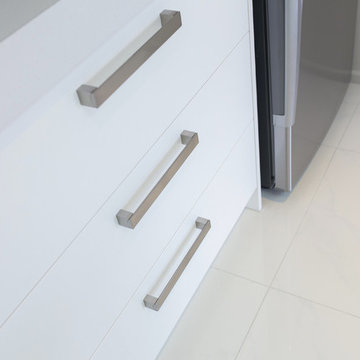 Touchtex Melamine Kitchen in Arctic White