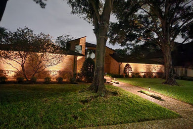 This is an example of a contemporary landscaping in Houston.