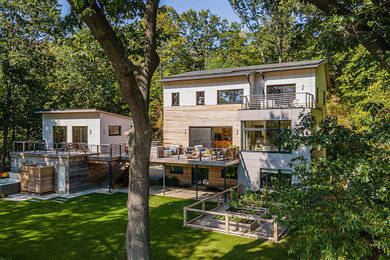 Contemporary home overlooking salt marsh in Hingham, MA